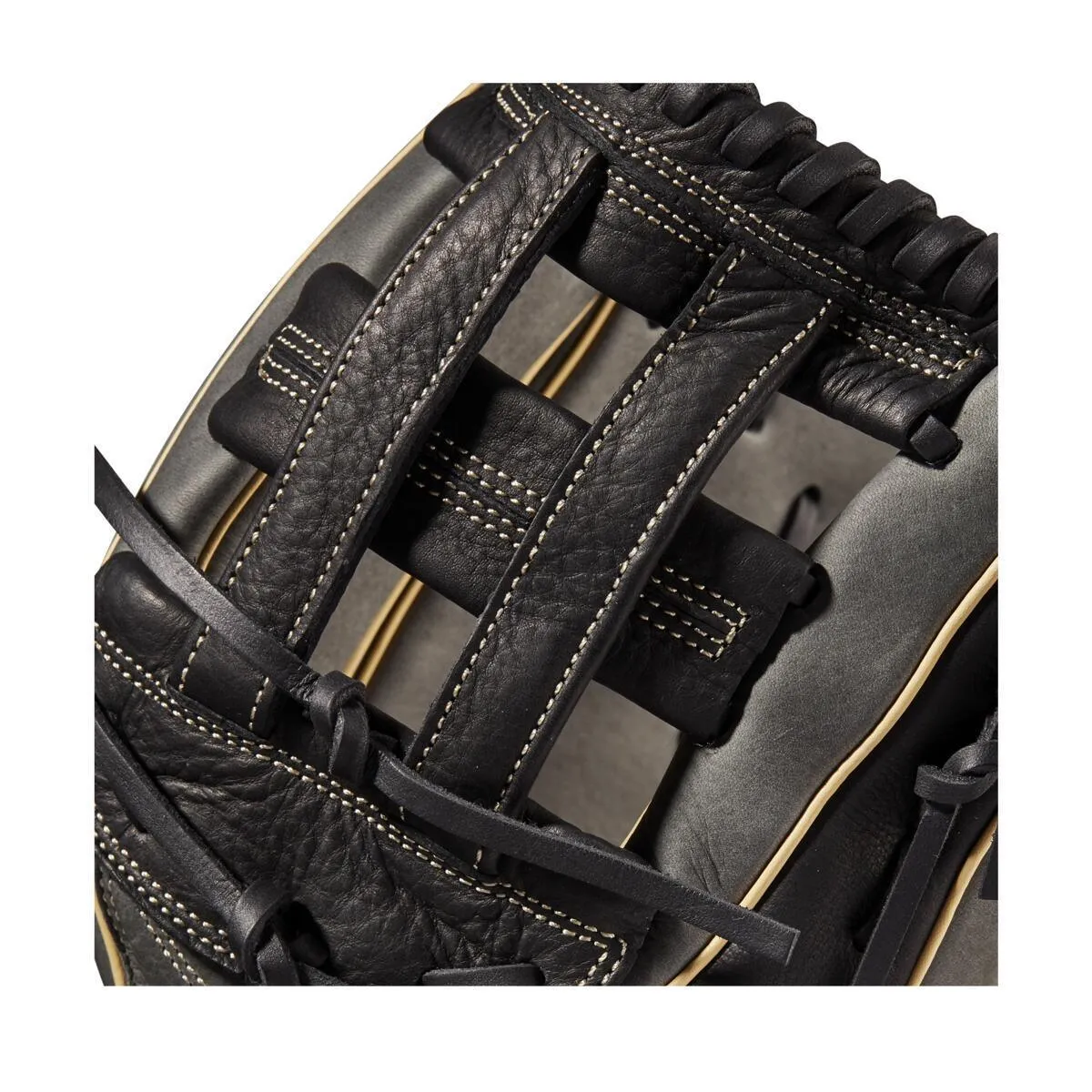 2022 Wilson A1000 1750 12.5" Outfield Baseball Glove: WTA10RB221750 (Left Hand Throw)